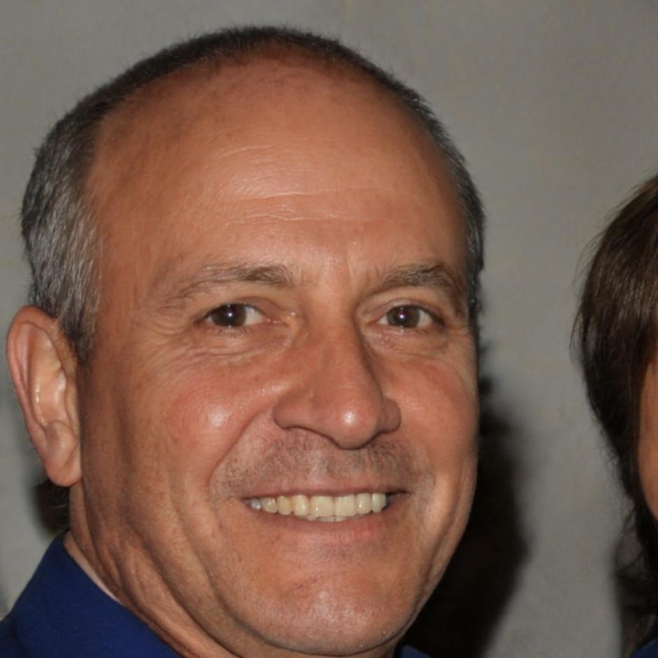 Aurelio Mendizábal, Director de Formación Financiera de solphyrexan